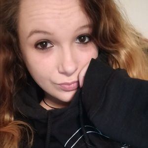 Meet your Posher, Briana